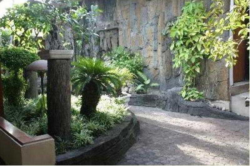 Istana Batik Ratna
