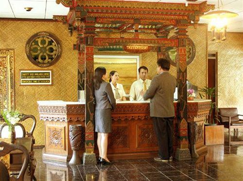 Hotel Istana Batik Ratna 3*