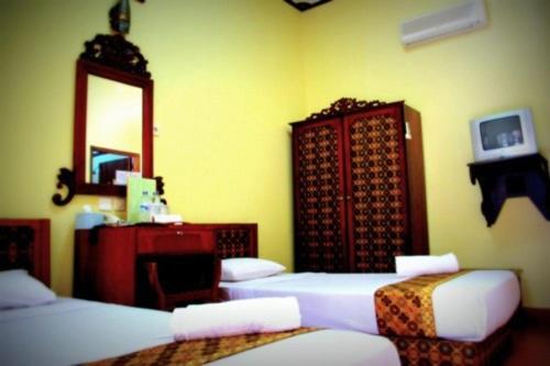 Istana Batik Ratna Yogyakarta