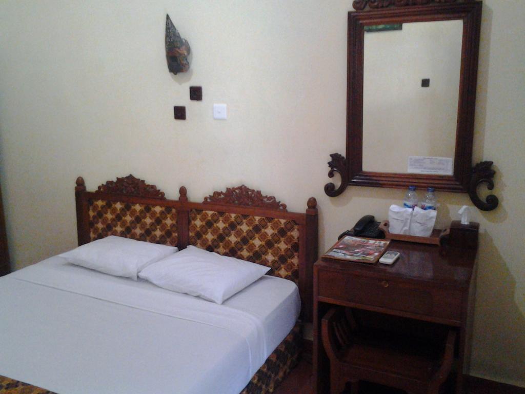 Hotel Istana Batik Ratna